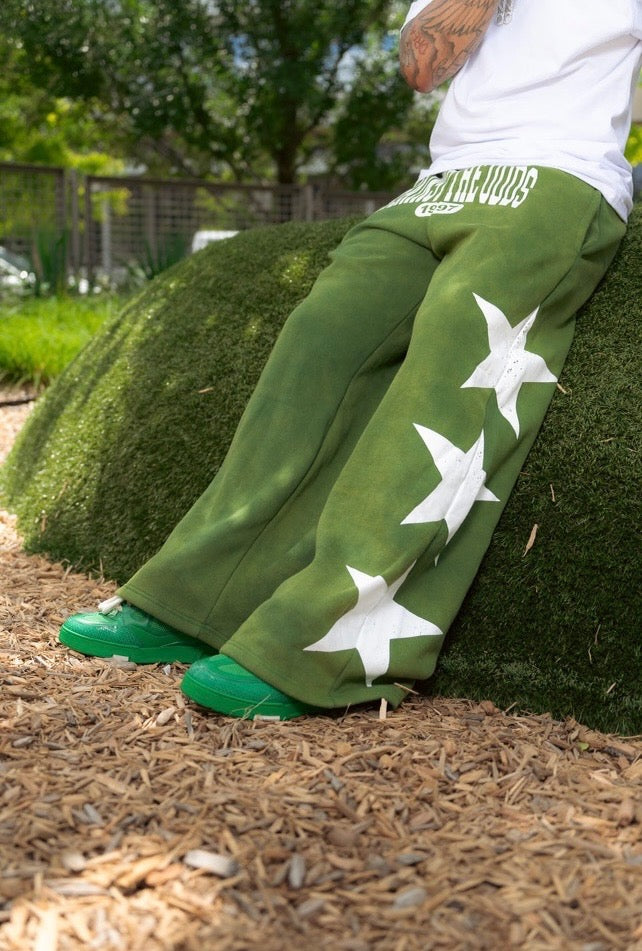 Against The Odds Baggy Star Sweats ( Green )